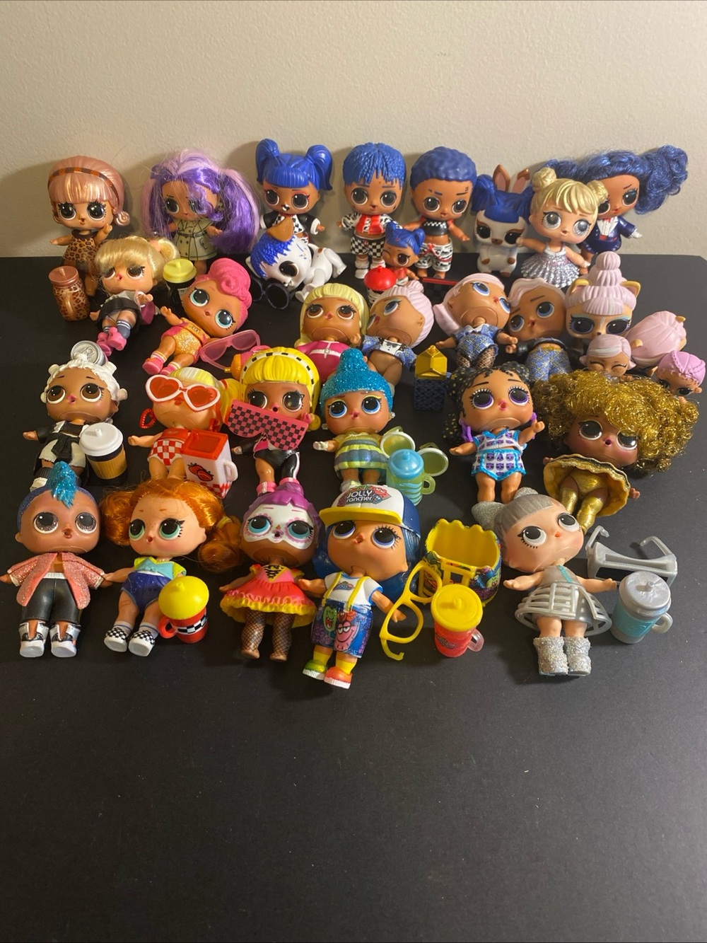 Huge Lot Of L.O.L Surprise Dolls Animals‎ Accessories